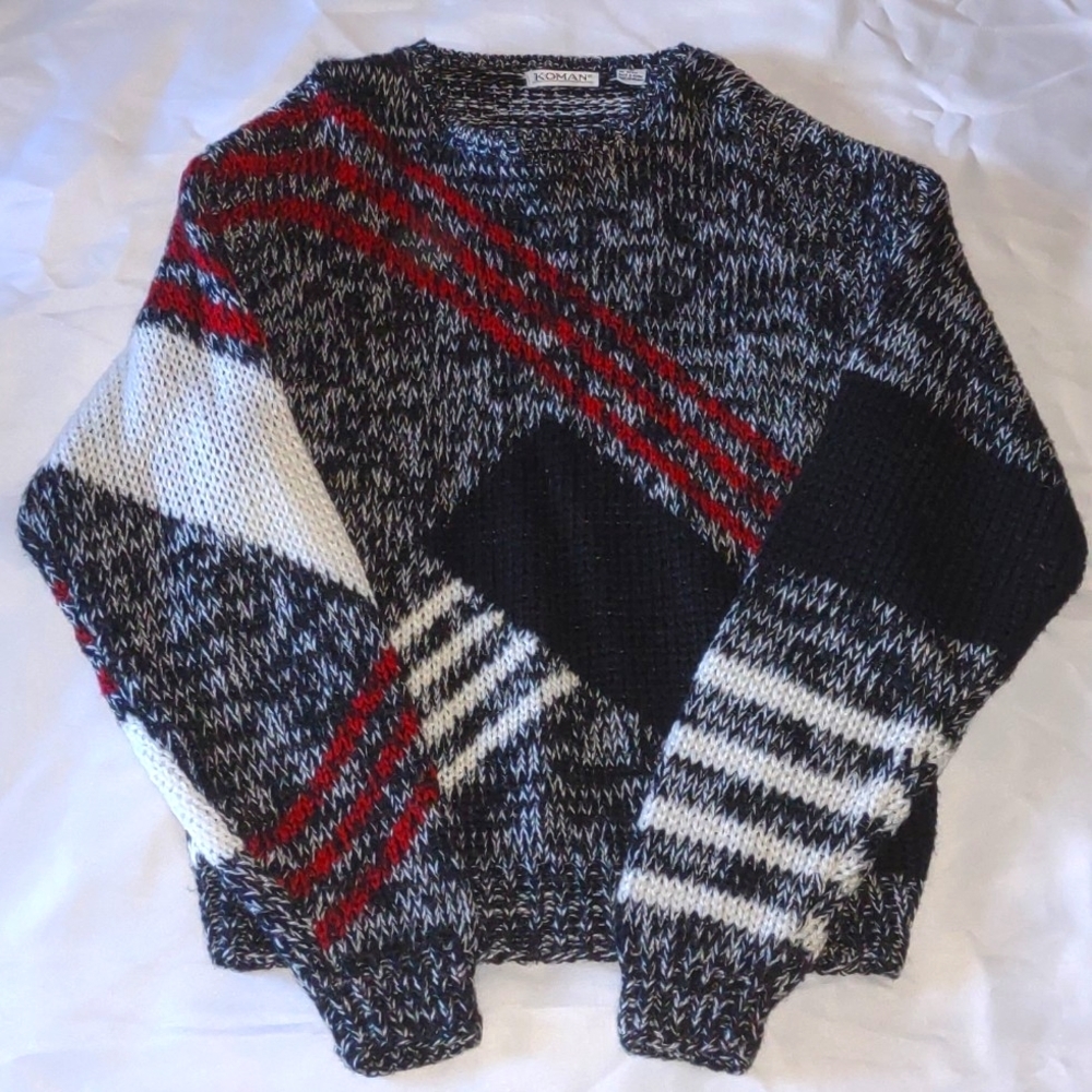 Vintage Koman Pullover Sweater White, Black & Red Color Block